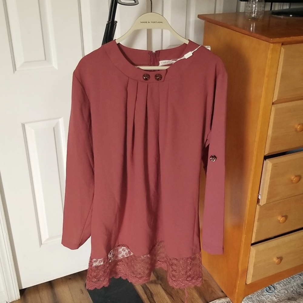 Blouse -Turkish design (Color:RUST); with embroidery & belt (NWT)